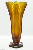 Rudolf Hlousek art deco borostyán színű csiszolt üveg váza 1920 