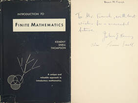 Introduction to Finite Mathematics (Albert Einstein asszisztense John G. Kemeny és J. Laurie Snell által dedikált példány)