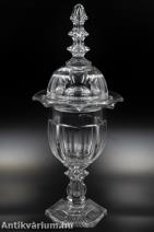 Lobmeyr színtelen fedeles üveg serleg 19. század második fele 41 cm