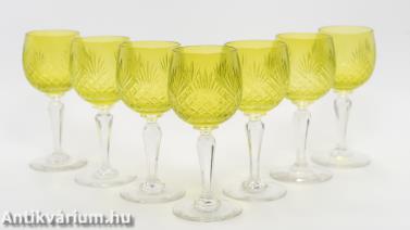 Lobmeyr uránzöld csiszolt talpas üveg pohár szett 20. század eleje