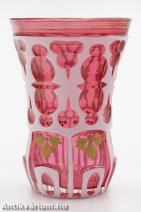 Cseh biedermeier rózsaszín überfang arannyal festett üveg pohár 19. század közepe