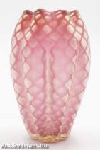 Cseh szecessziós pink bordázott hullámmintás üveg váza 20. század eleje