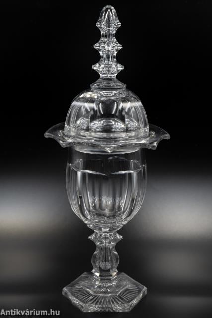 Lobmayer ,  - Lobmayer – Aukció – Gyűjteményárverezés: 3. üveg árverés, 2023. 04.