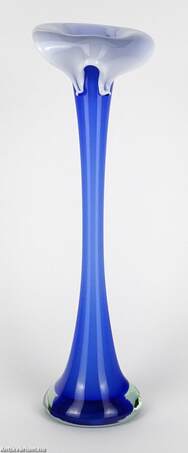  - Muranoi kék üveg váza 20. század második fele 41 cm – Aukció – Gyűjteményárverezés: 2. üveg árverés, 2023. 01.