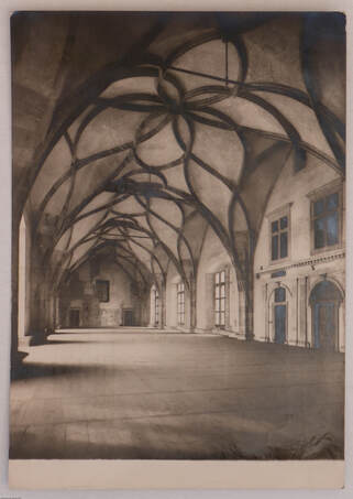  - Prága (Vladislavsky sál na prazském hradé) - egyszínű, ff. képeslap, 1956 – Aukció – 7. online aukció, 2018. 12.
